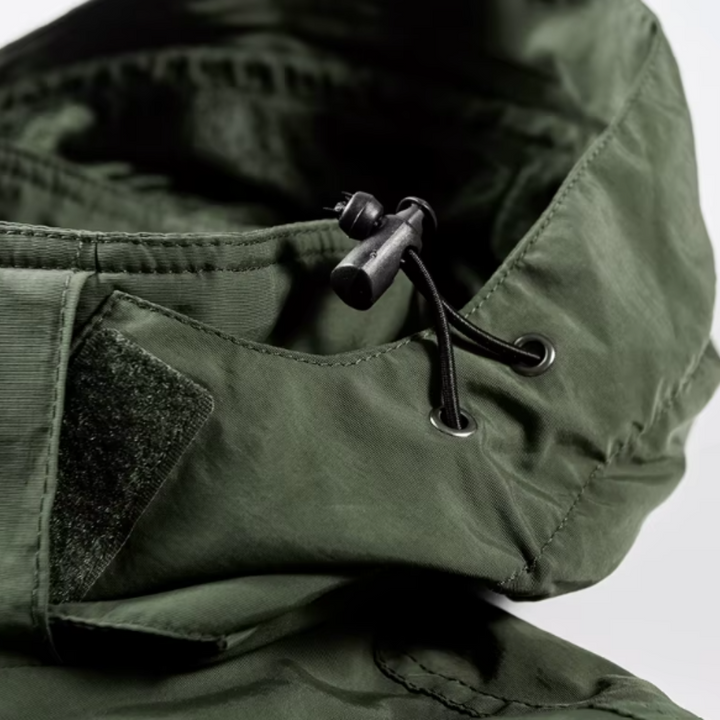 Elegancka kurtka na zewnątrz