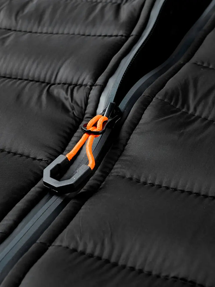 Elegancka kurtka z kapturem