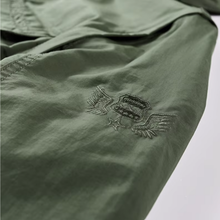 Elegancka kurtka na zewnątrz